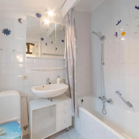 Duinenhuis 274 With Parking By Interhome Ferienhaus *