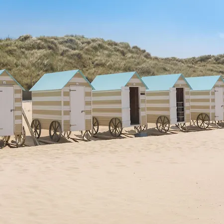 Duinenhuis 274 With Parking By Interhome