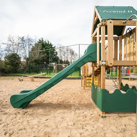 Prázdninový dům Duinenhuis 274 With Parking By Interhome